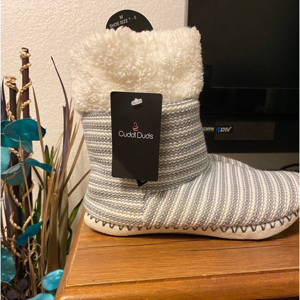Cuddl Duds Women’s Slippers